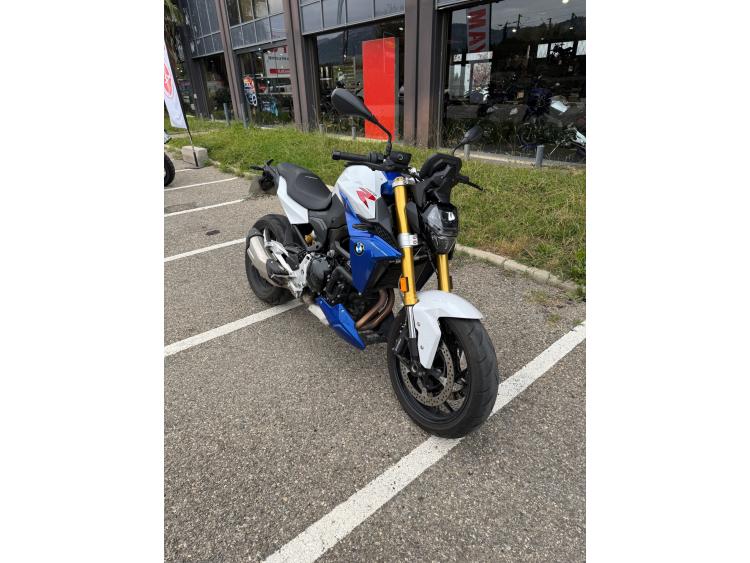 BMW F 900 R