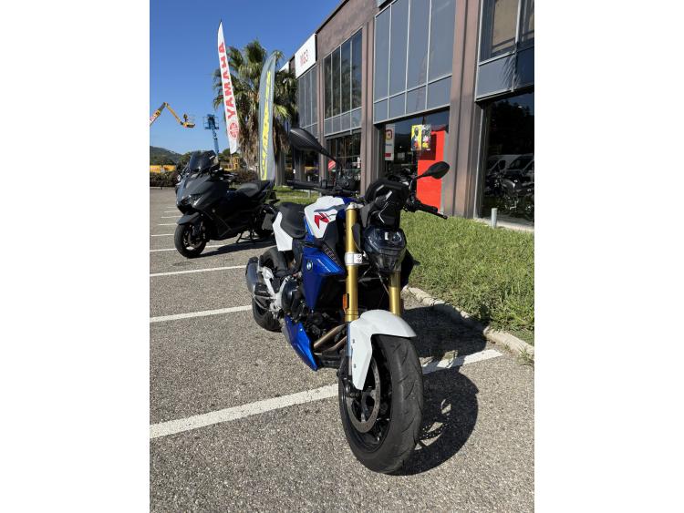 BMW F 900 R