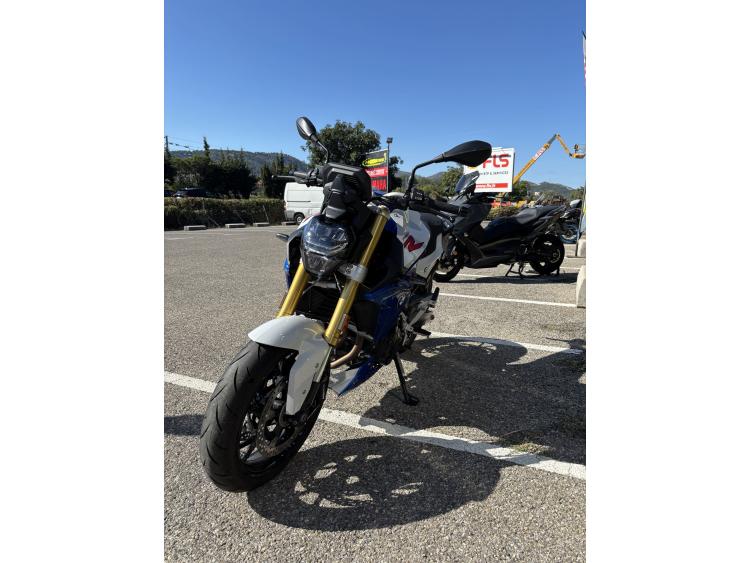 BMW F 900 R