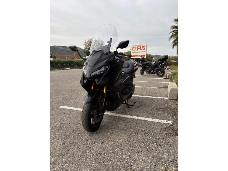 YAMAHA XP T-MAX 560 TECH MAX